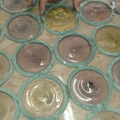 Inserimento di nuovi vetri in sostituzione di quelli rotti o mancanti